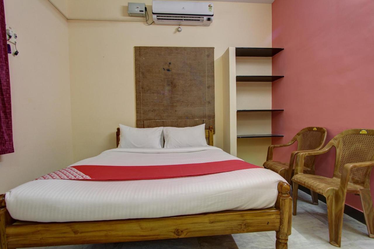 Hotel Vaccinated Staff - OYO 38664 Rt Residency Golden Rock Exterior foto